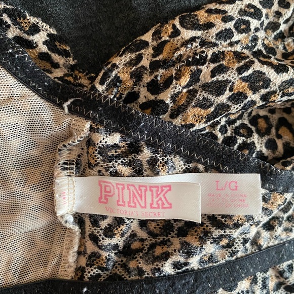 Pink leopard print sheer lace cropped tank top - Picture 3 of 3